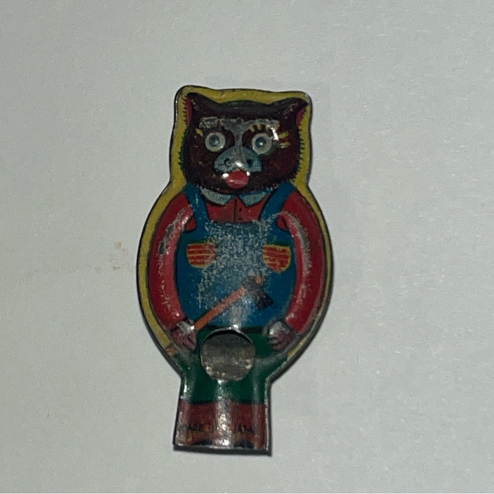 Vintage 1940s Tin Whistle - Animal W/axe - Made in Japan - Collectible Music - Picture 1 of 5